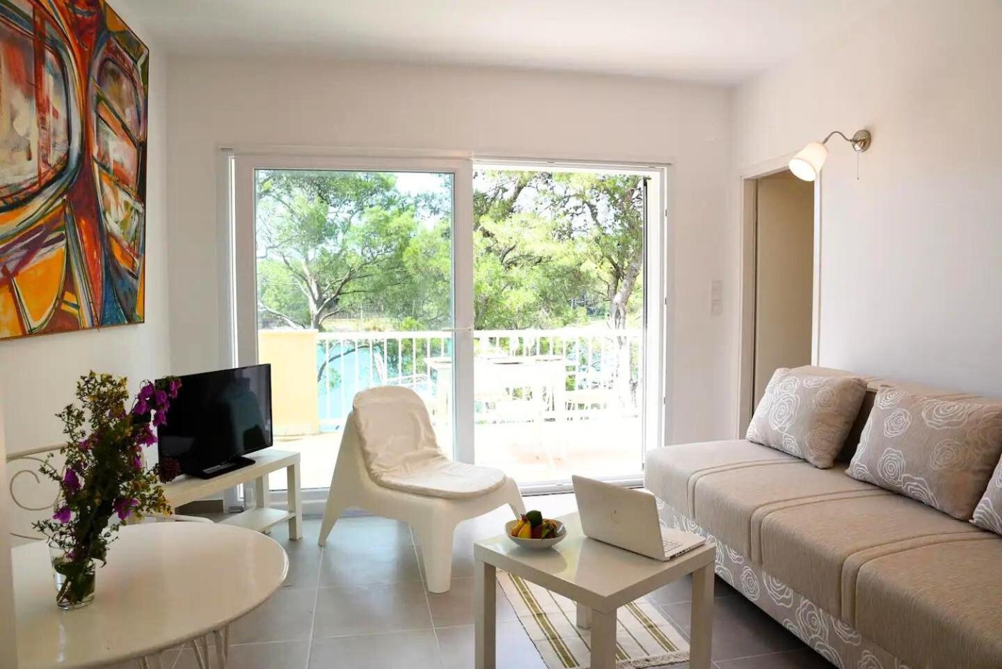Lili Sunset Apartment สตารีกราด ภายนอก รูปภาพ