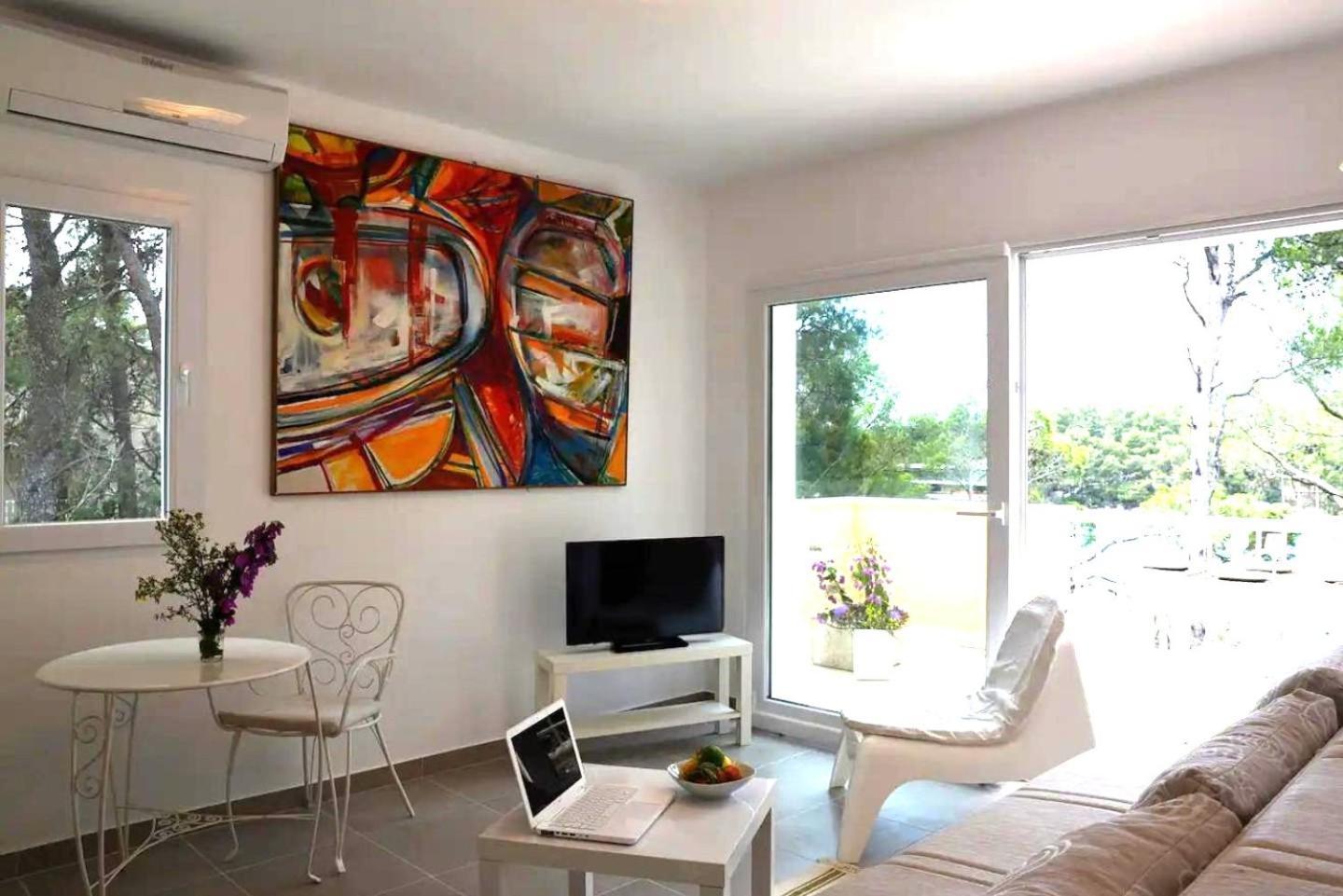 Lili Sunset Apartment สตารีกราด ภายนอก รูปภาพ