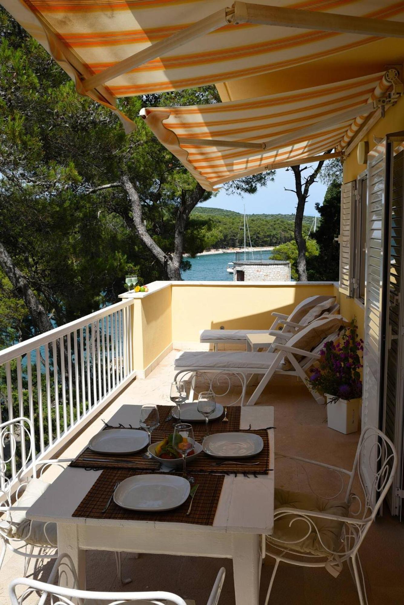 Lili Sunset Apartment สตารีกราด ภายนอก รูปภาพ